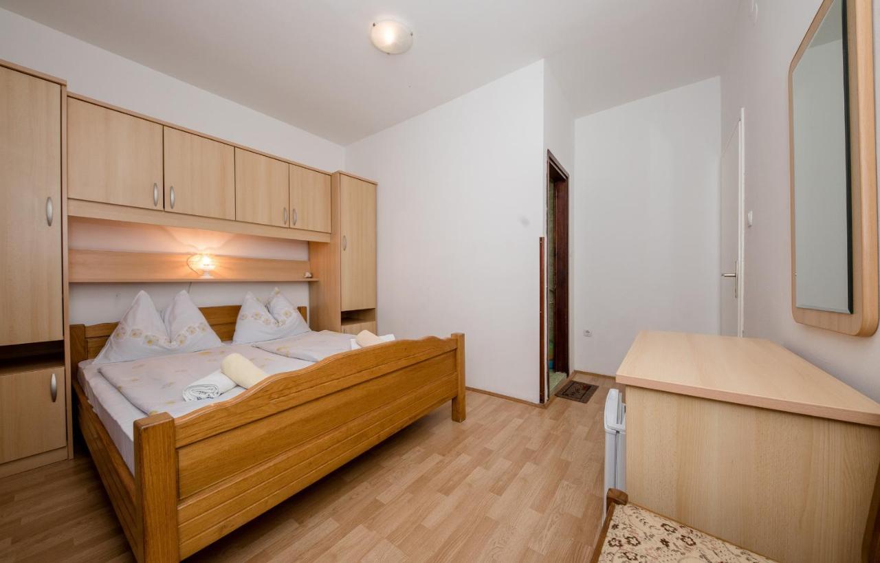 Rooms Marijana Kampor Exterior photo